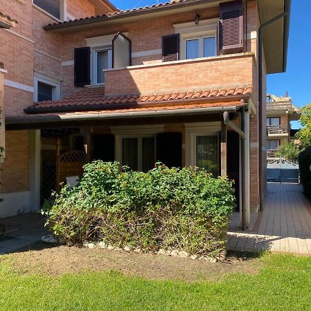 Ville Sul Mare Marina di Grosseto Exterior photo